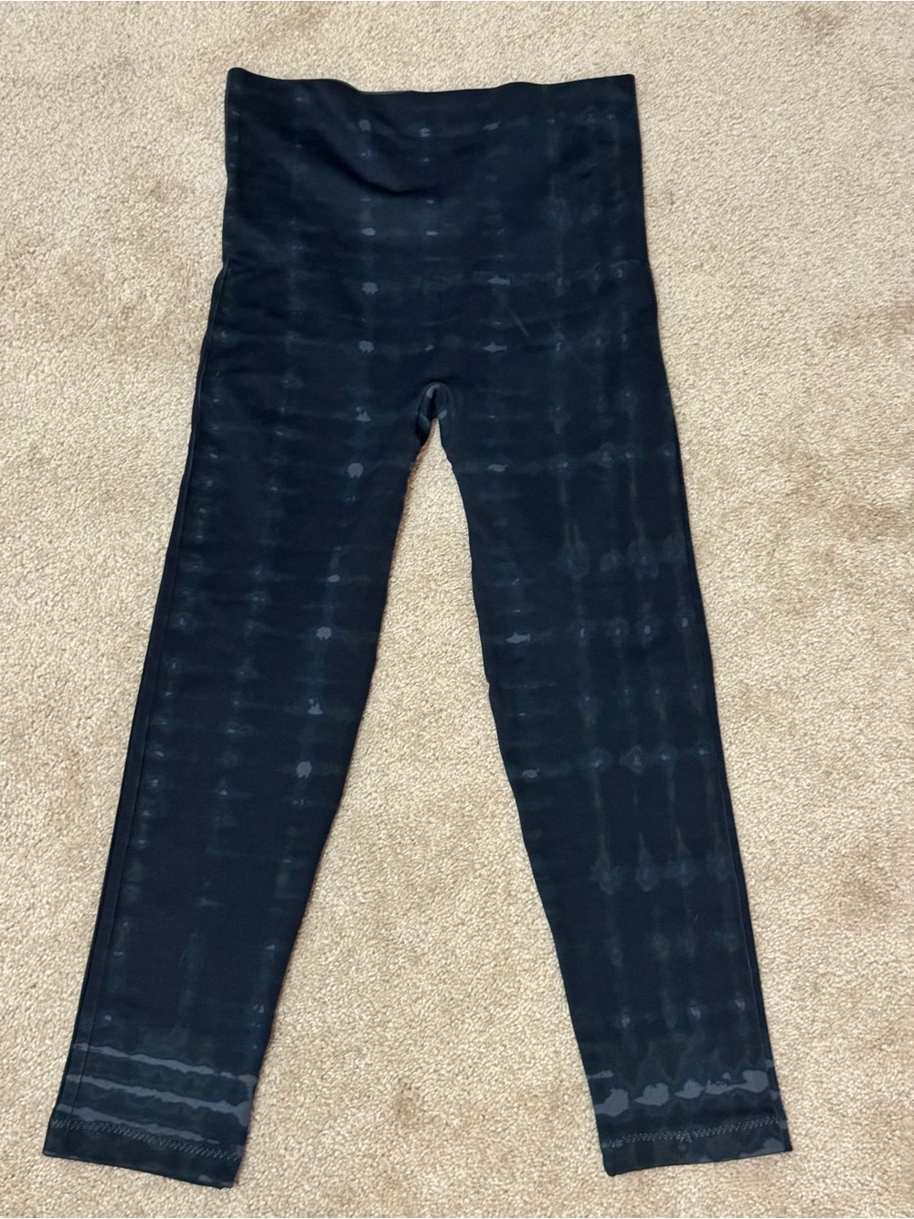 SpanxWomen’s Black Tie-Dye Leggings